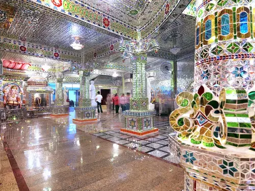 Arulmigu-Sri-Rajakaliamman-Glass-Temple-500x500